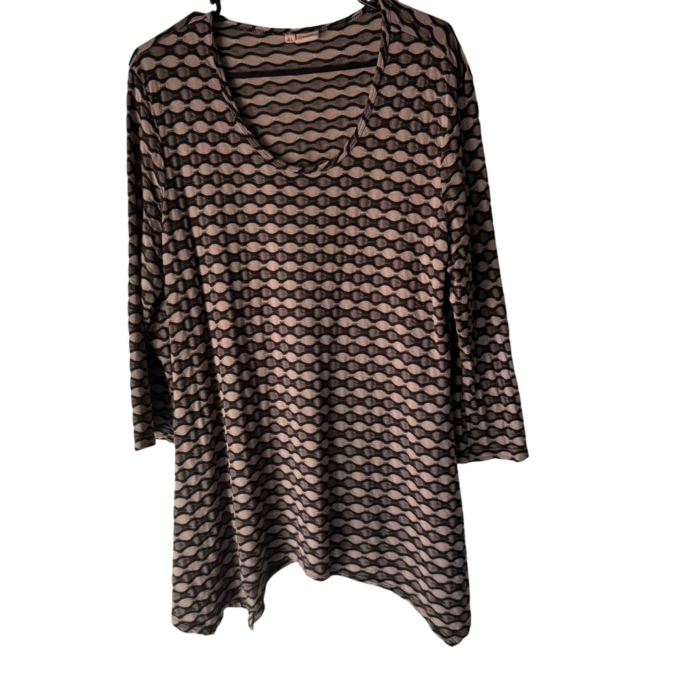 Trajello Steve Barraza XL Beige Black Geometric Long‎ Slv Tunic Top Artsy Lagen